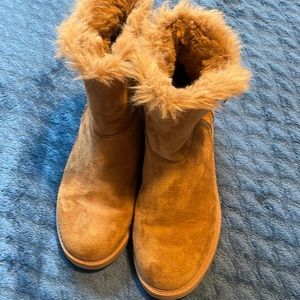 Used winter boots like new